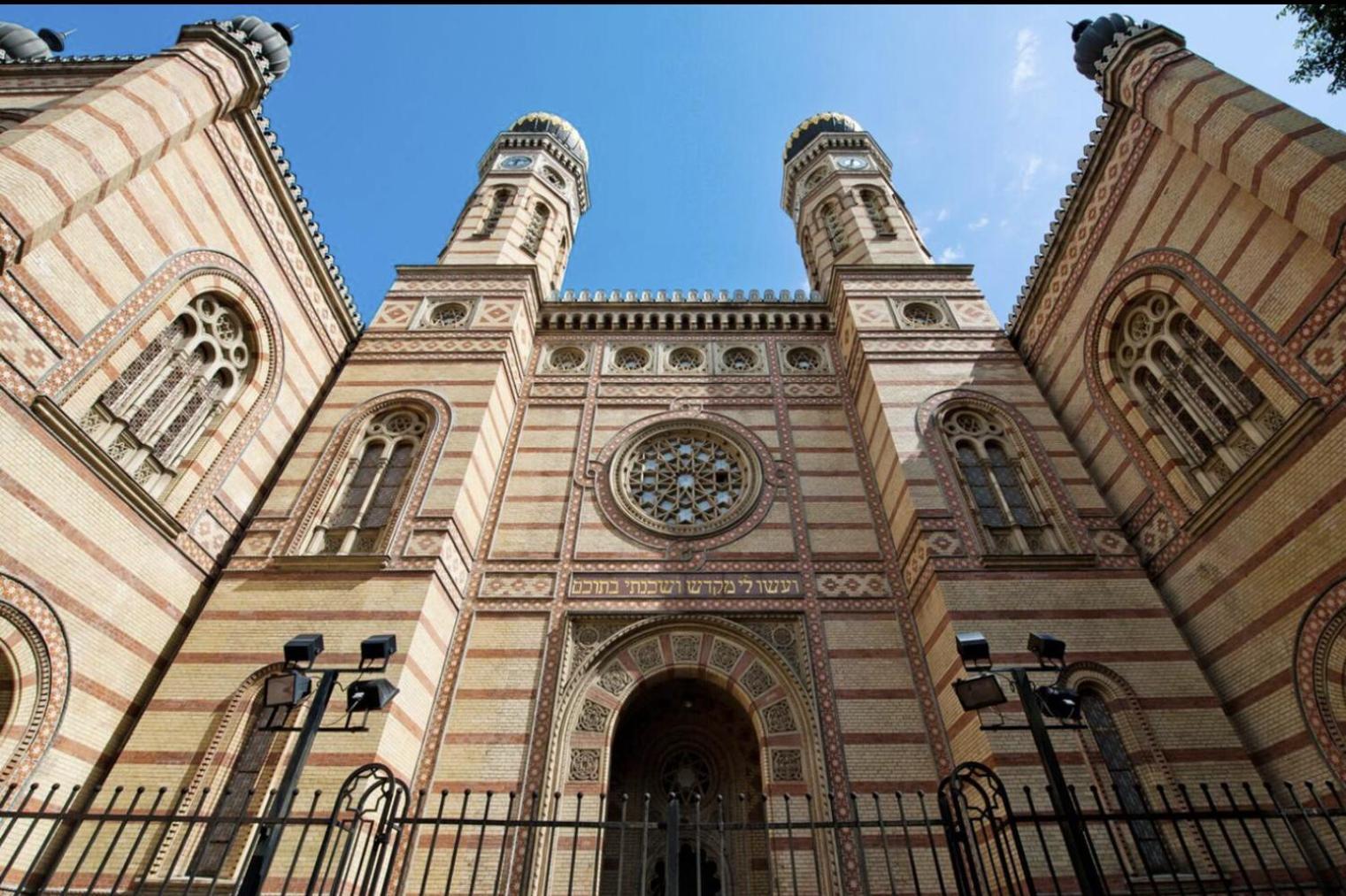 Golbarg Synagoge Apartment In Heart Of City Budapest Exterior foto